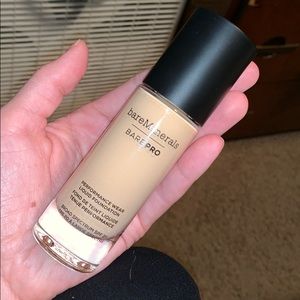 Bare minerals bare pro foundation